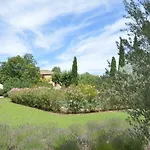 Le Clos Des Freres Gris