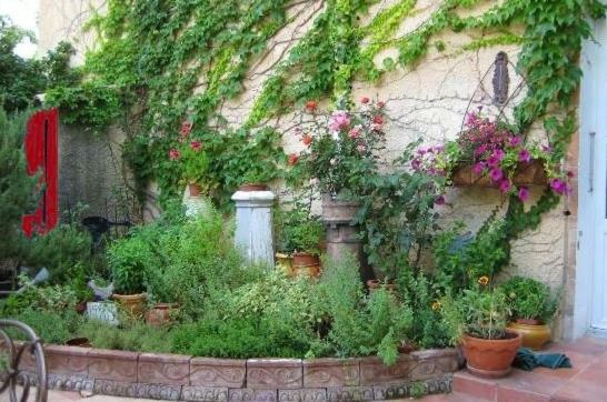 Le Clos Des Freres Gris *
