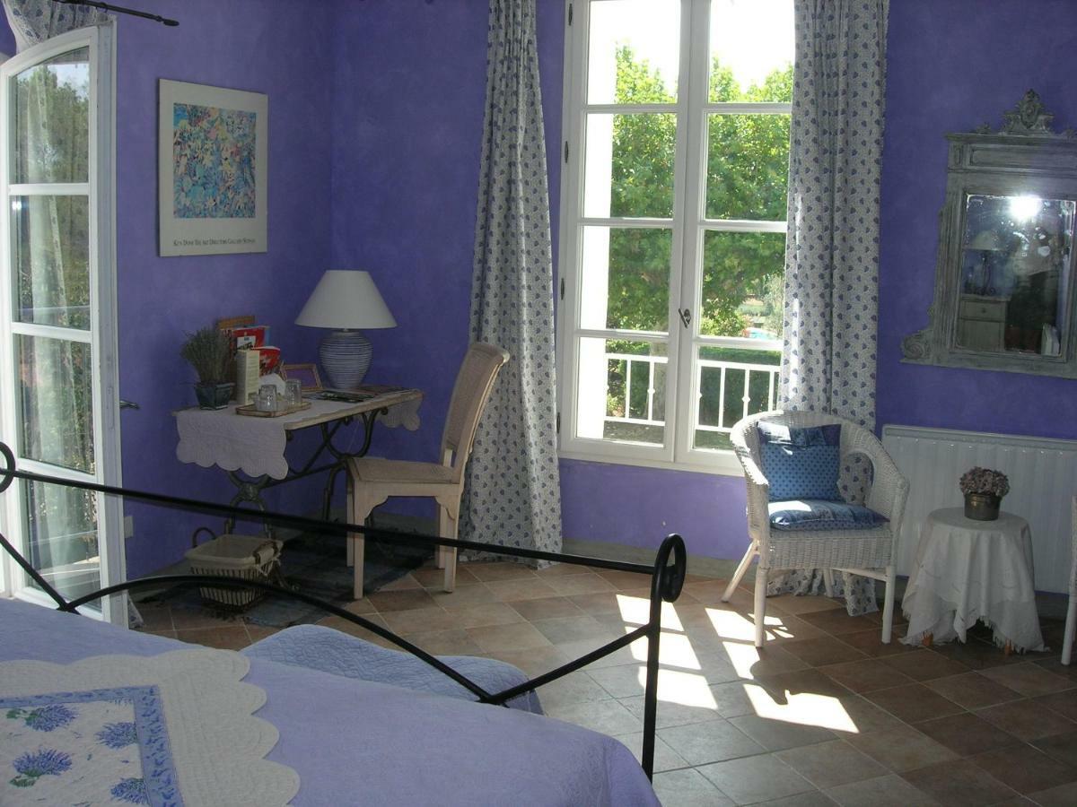 Le Clos Des Freres Gris Bed & Breakfast Aix-en-Provence
